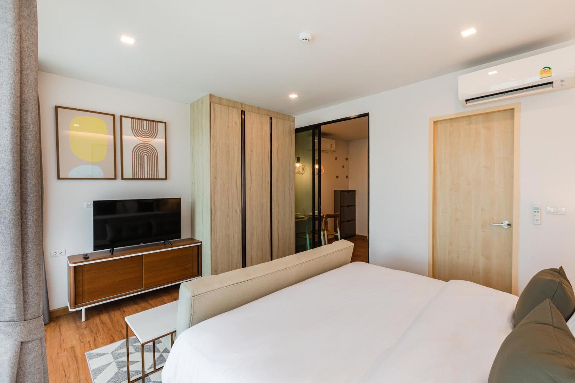 The Proud Rawai Apartment Room photo